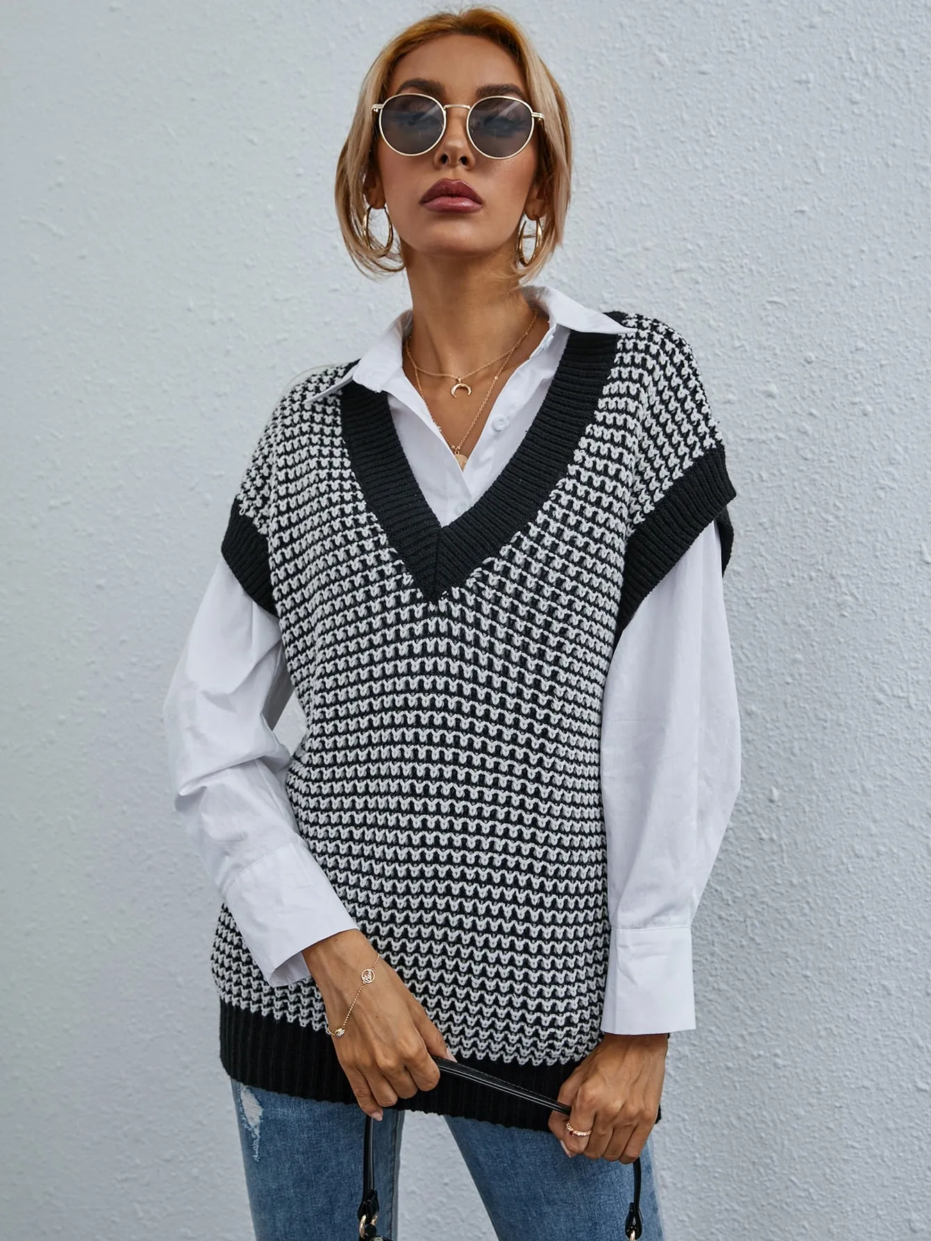 Casual All Over Print Sleeveless V Neck Long Women Knit Top