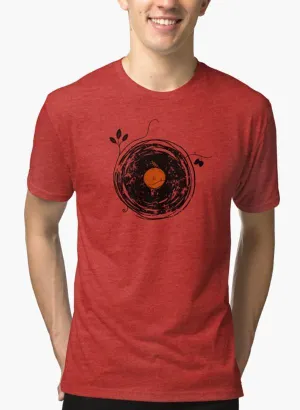 Enchanting Vinyl Records Vintage LG Red Malange T-shirt