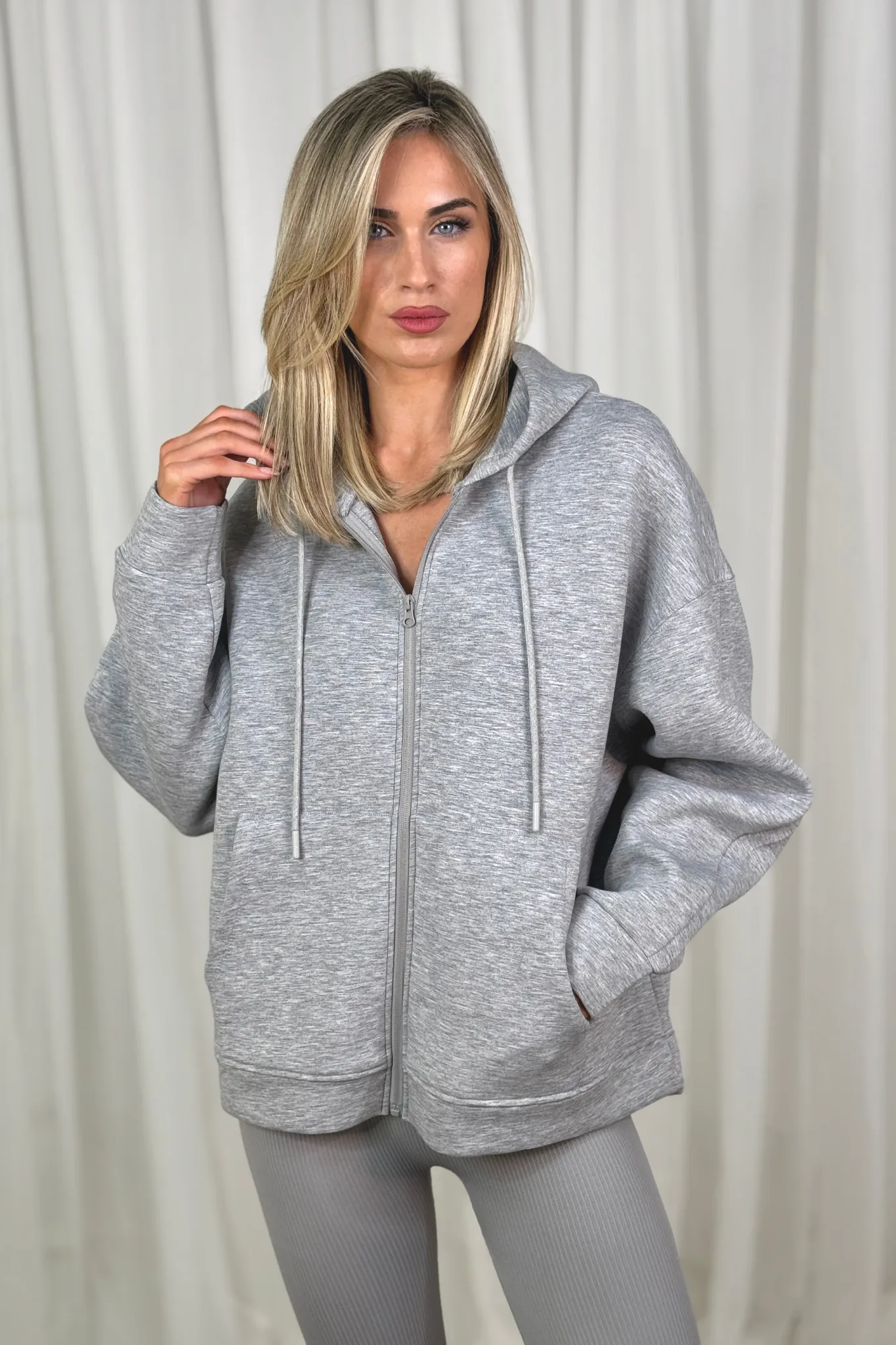 Taylor Zip Up Hoodie In Light Grey